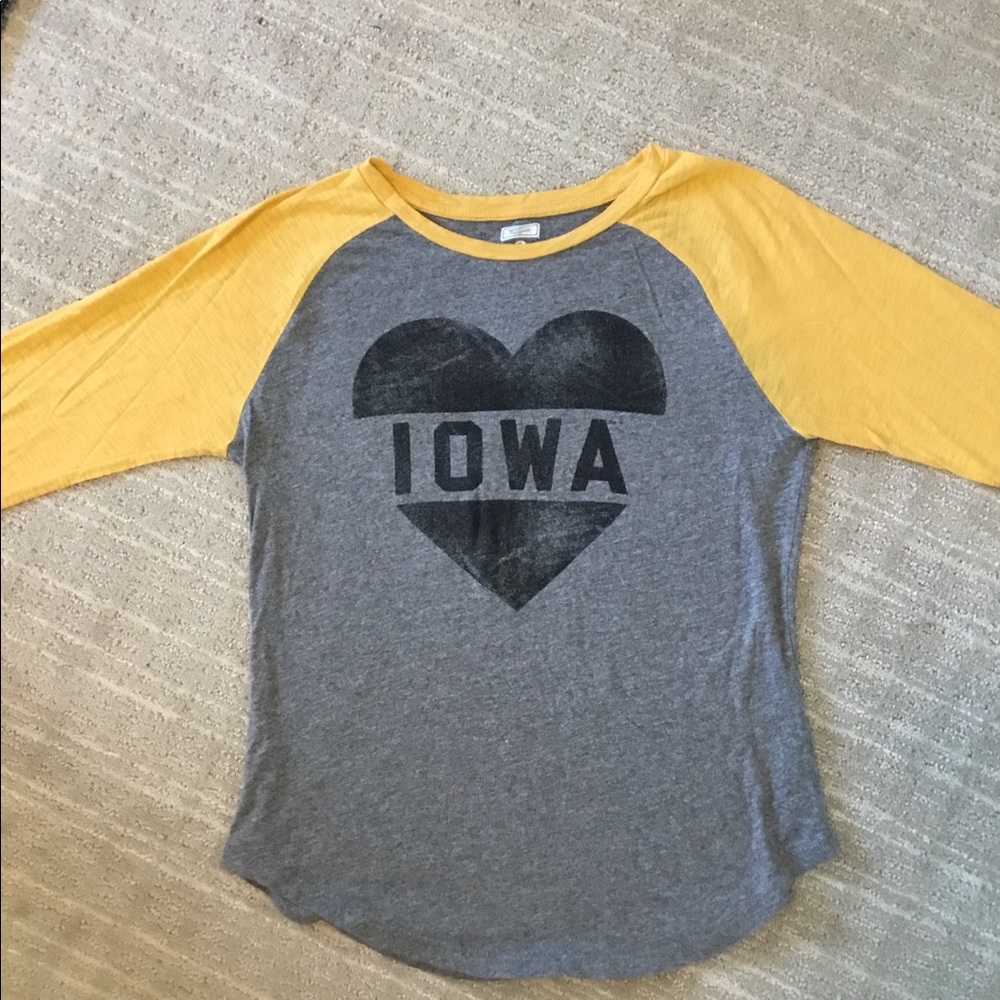 Iowa 💛 Tailgate tee